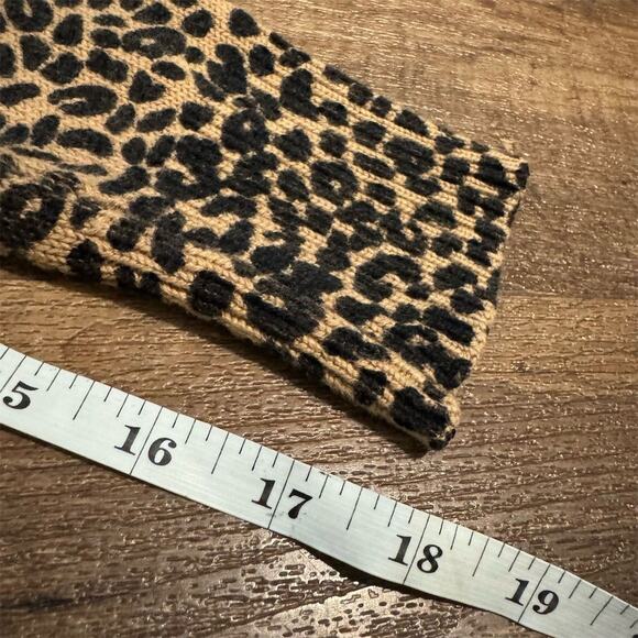 Ann Taylor LOFT Leopard Print Pullover Sweater Size S Office Career Comfort READ - Picture 9 of 9